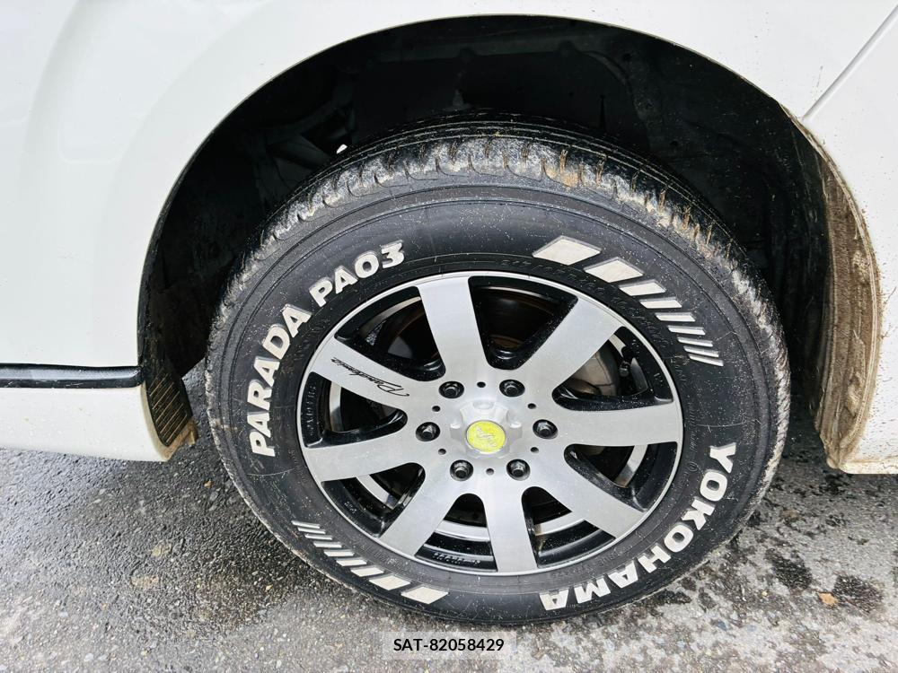 Toyota REGIUSACE VAN 2019-09 7605448-31