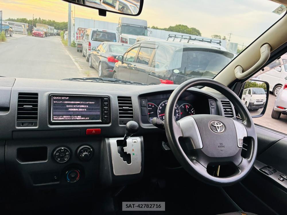 Toyota REGIUSACE VAN 2019-05 7933412-12