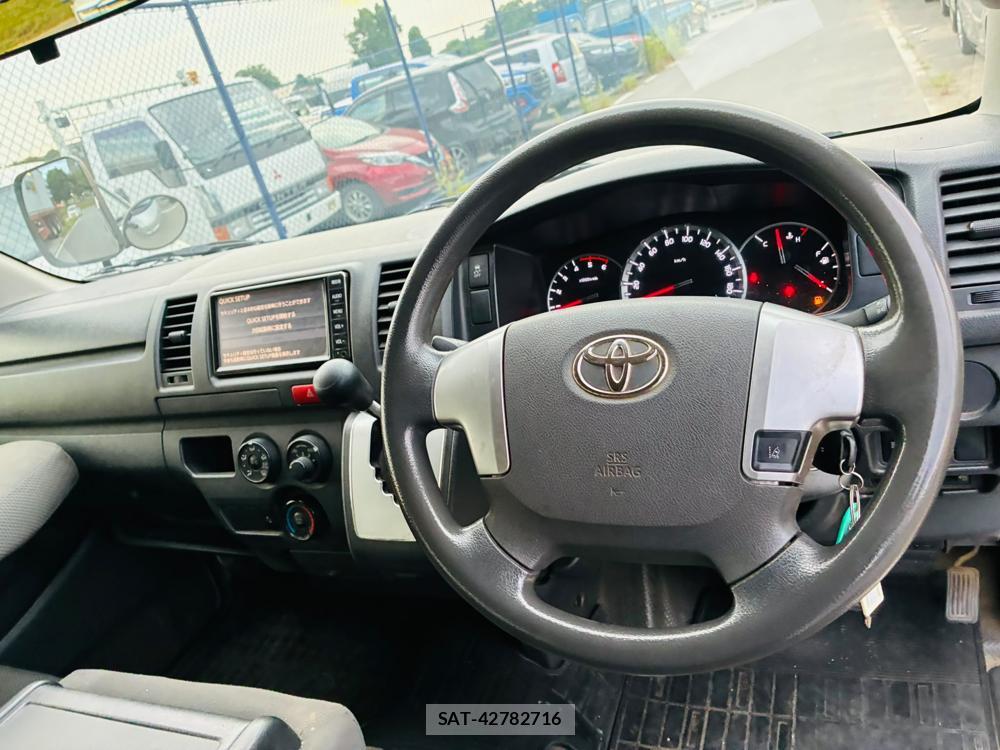 Toyota REGIUSACE VAN 2019-05 7933412-13