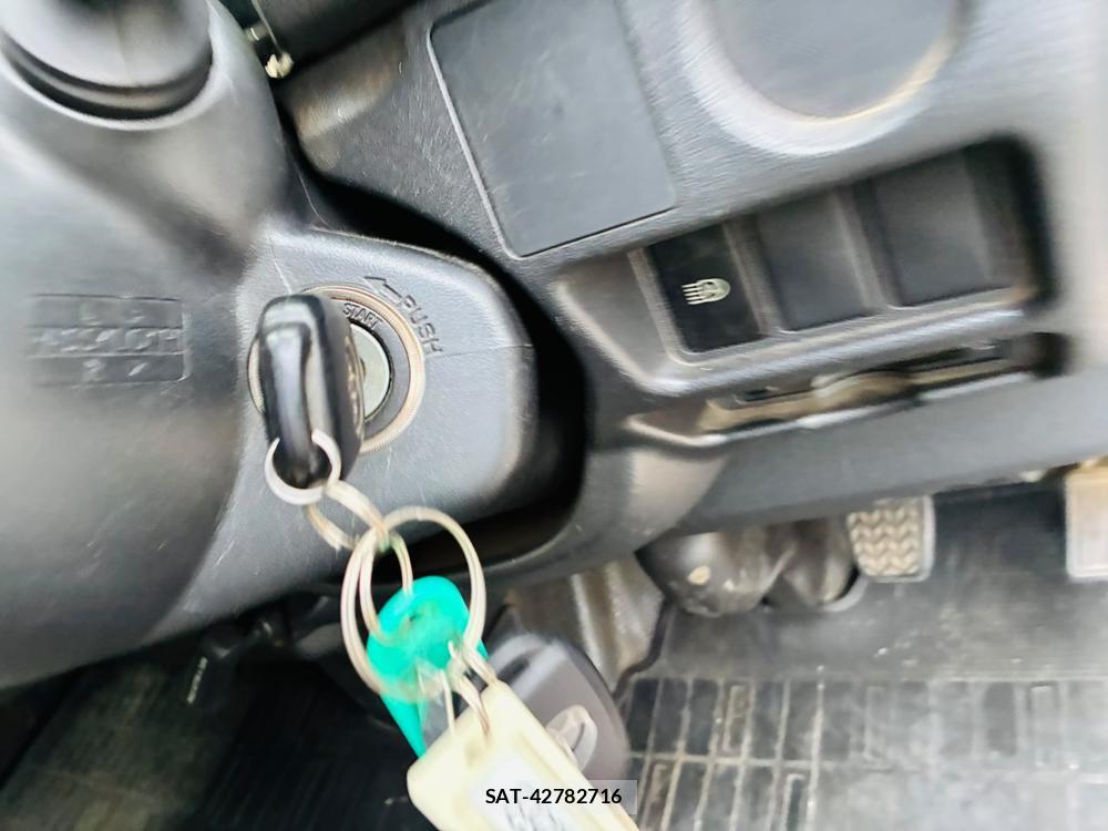 Toyota REGIUSACE VAN 2019-05 7933412-15