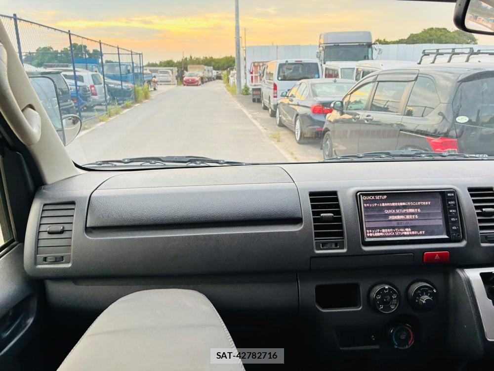 Toyota REGIUSACE VAN 2019-05 7933412-16