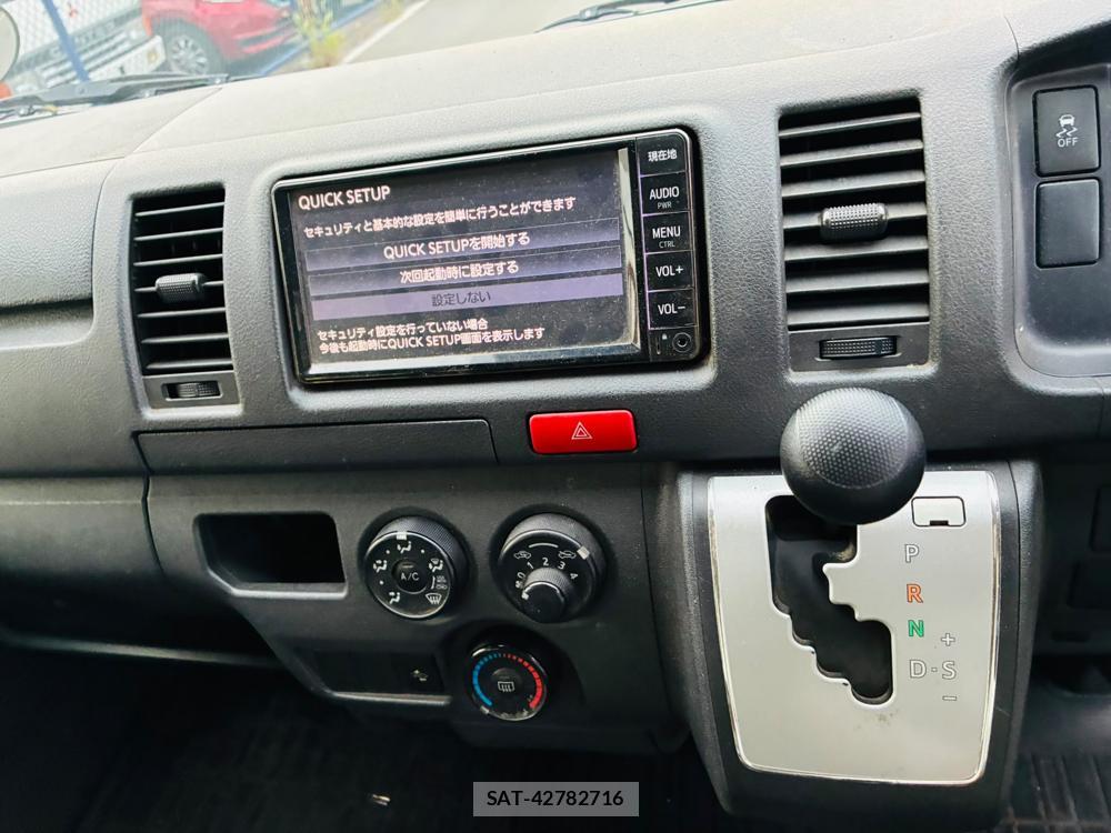 Toyota REGIUSACE VAN 2019-05 7933412-18