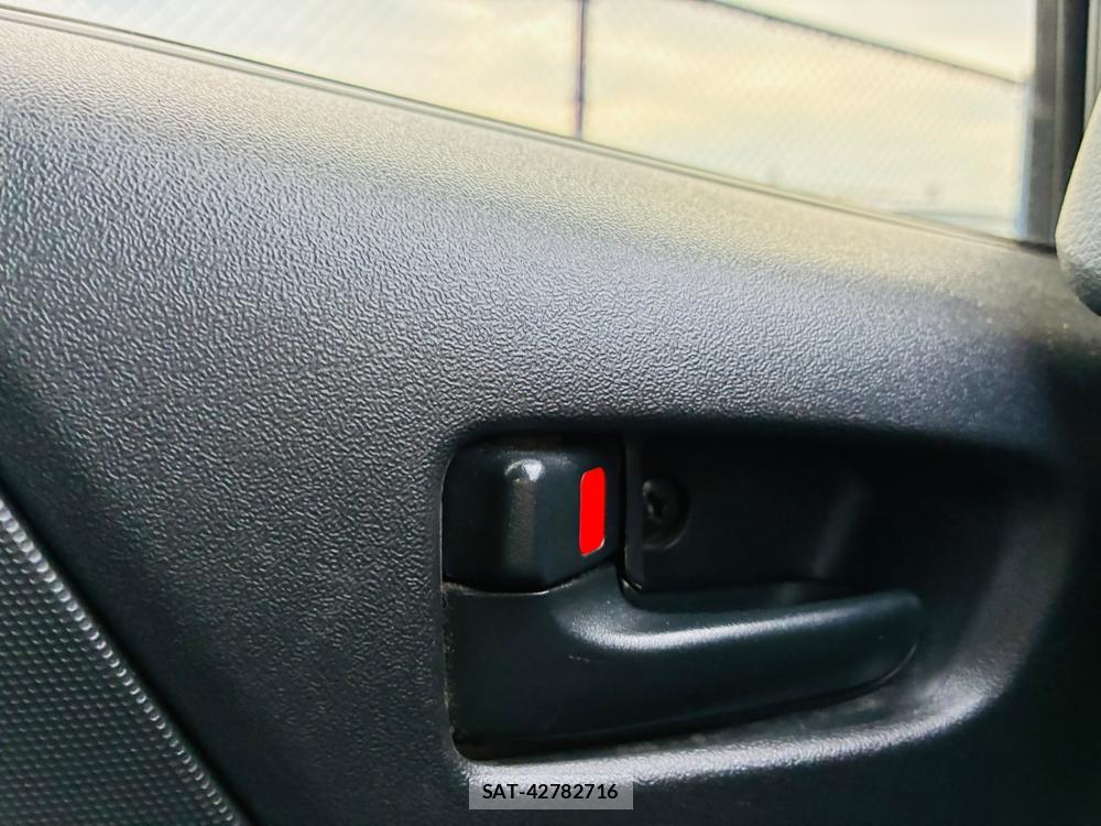 Toyota REGIUSACE VAN 2019-05 7933412-21