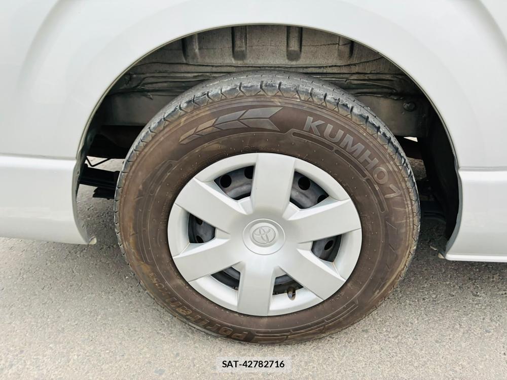 Toyota REGIUSACE VAN 2019-05 7933412-26