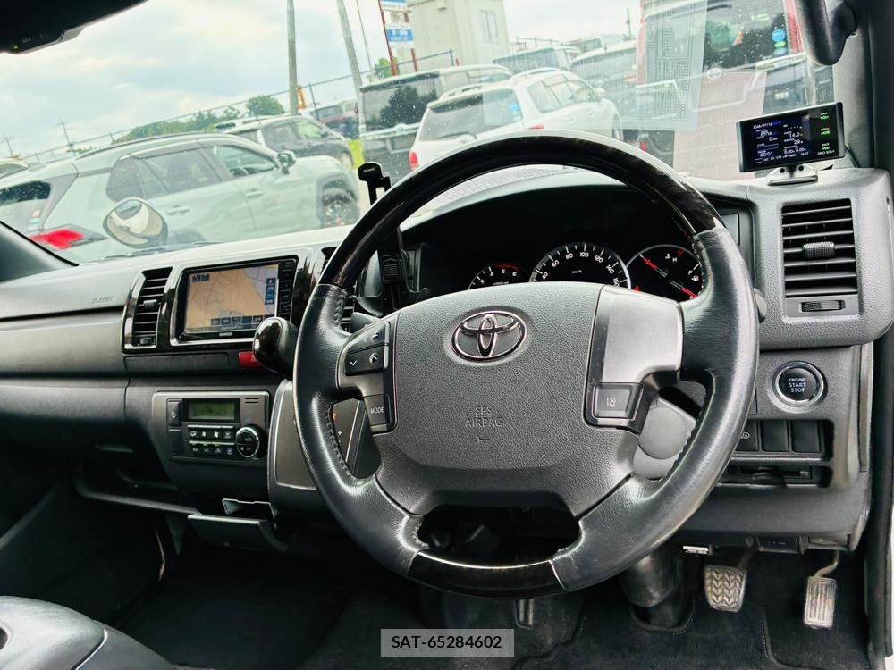 Toyota REGIUSACE VAN 2019-03 8044947-13