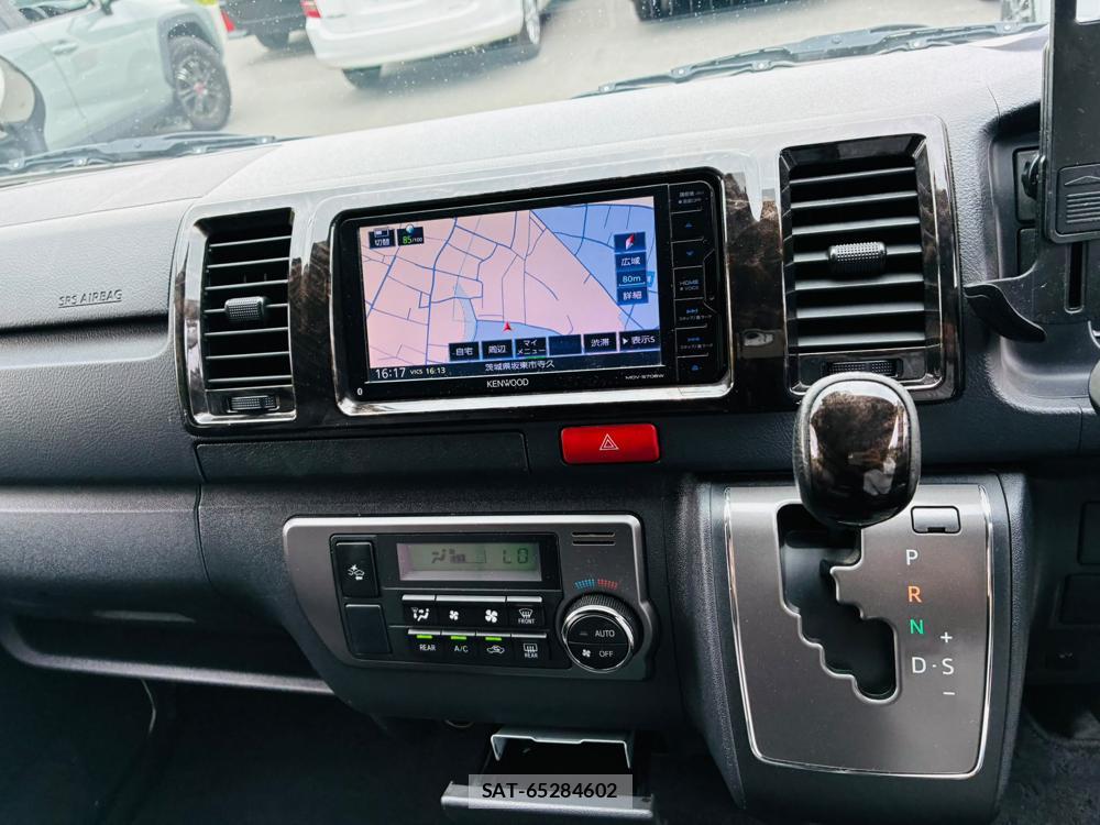 Toyota REGIUSACE VAN 2019-03 8044947-15
