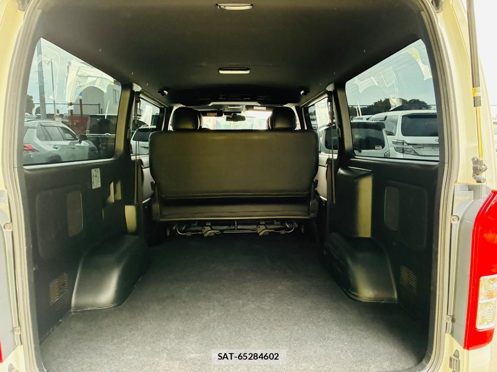 Toyota REGIUSACE VAN 2019-03 8044947-25