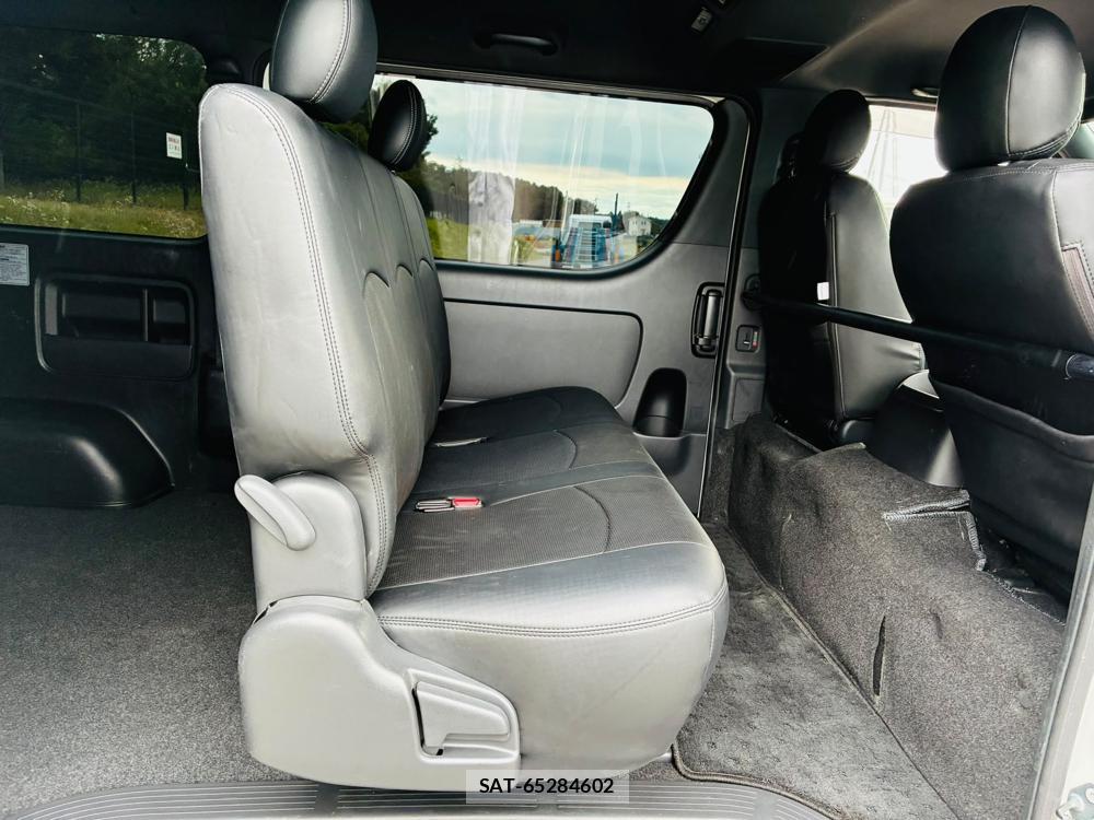 Toyota REGIUSACE VAN 2019-03 8044947-8