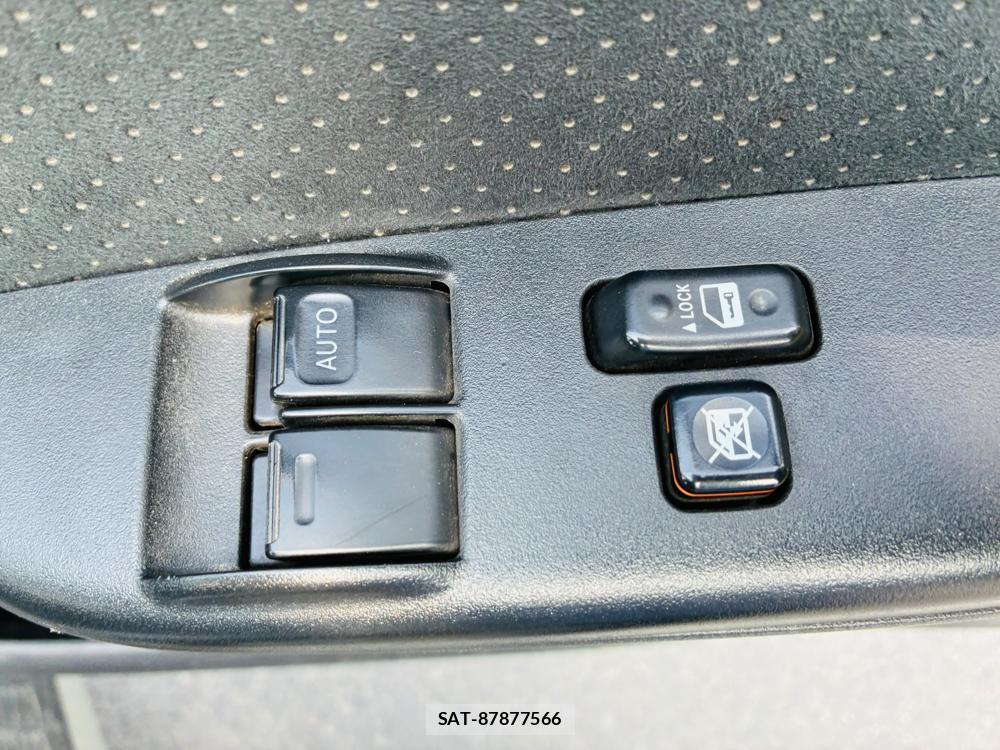 Toyota REGIUS VAN 2019-07 8028488-21