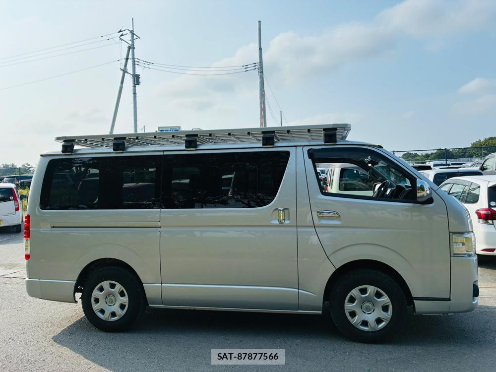 Toyota REGIUS VAN 2019-07 8028488-5