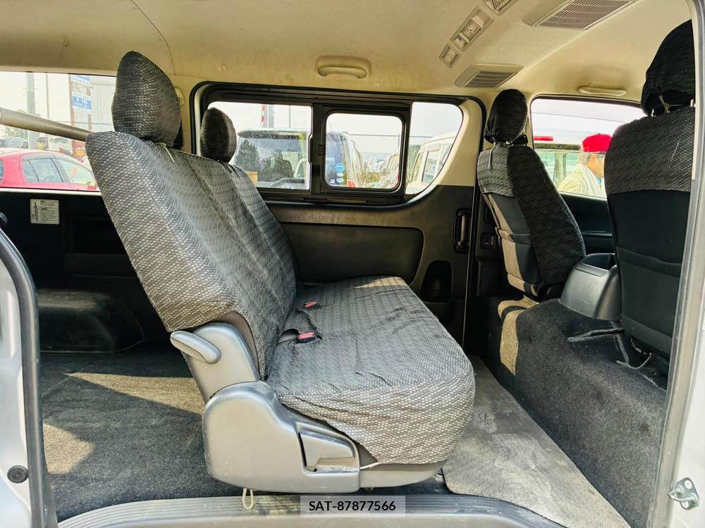 Toyota REGIUS VAN 2019-07 8028488-8