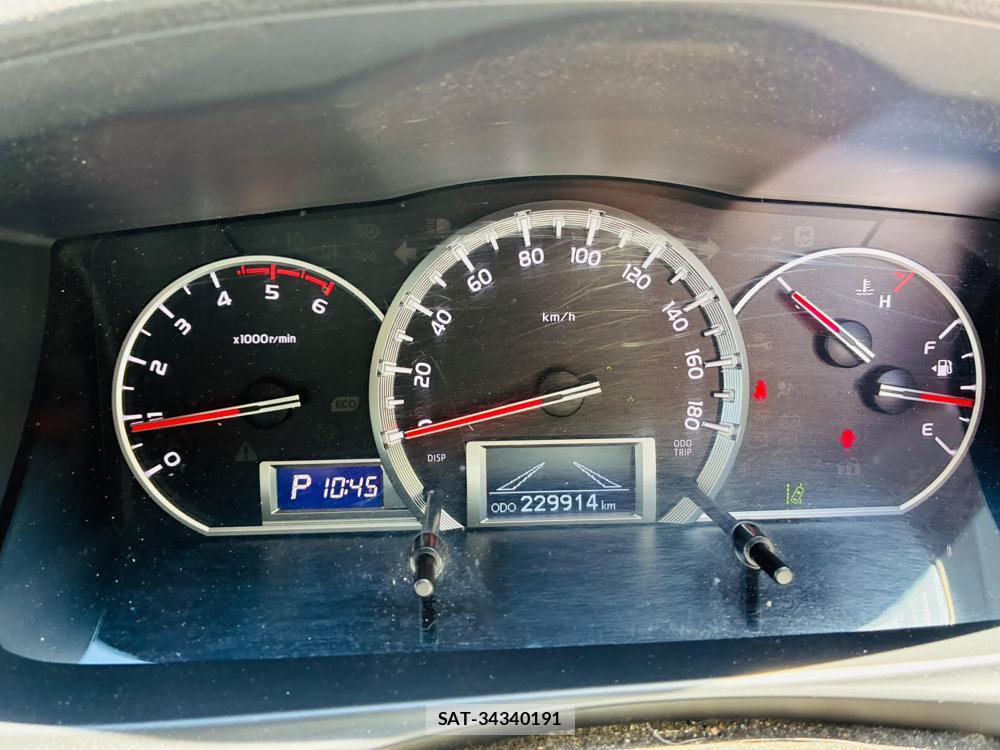Toyota REGIUSACE VAN 2019-07 8056482-15