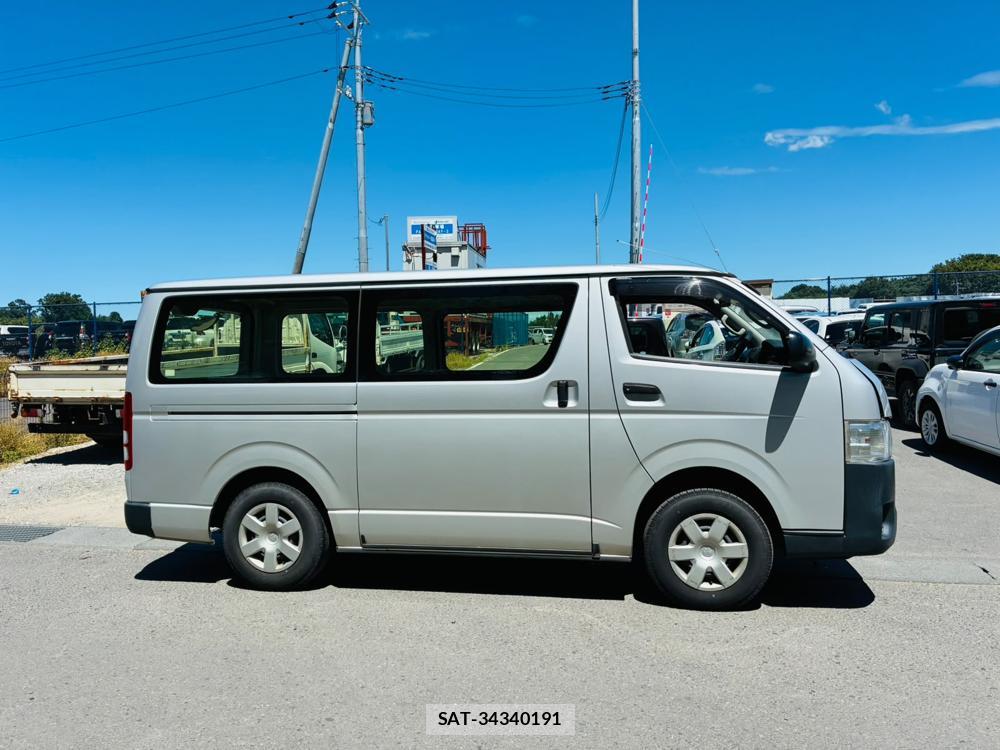 Toyota REGIUSACE VAN 2019-07 8056482-5
