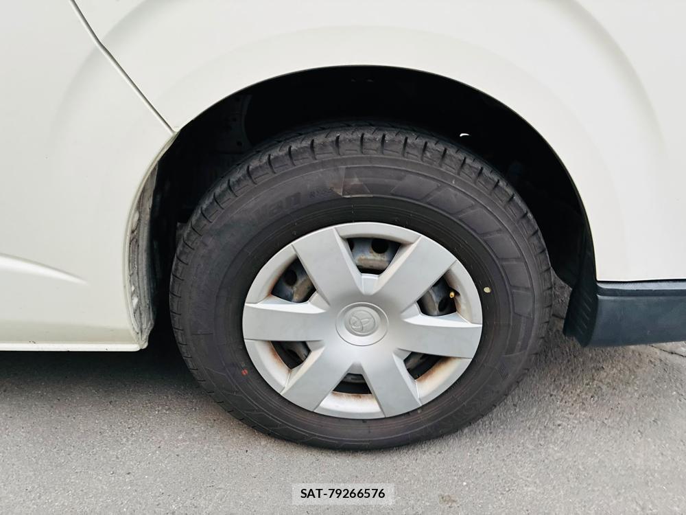 Toyota REGIUSACE VAN 2020-04 8226359-27