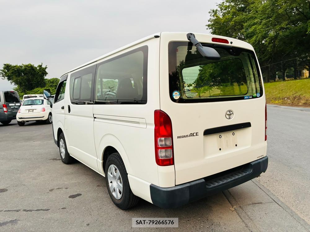 Toyota REGIUSACE VAN 2020-04 8226359-2