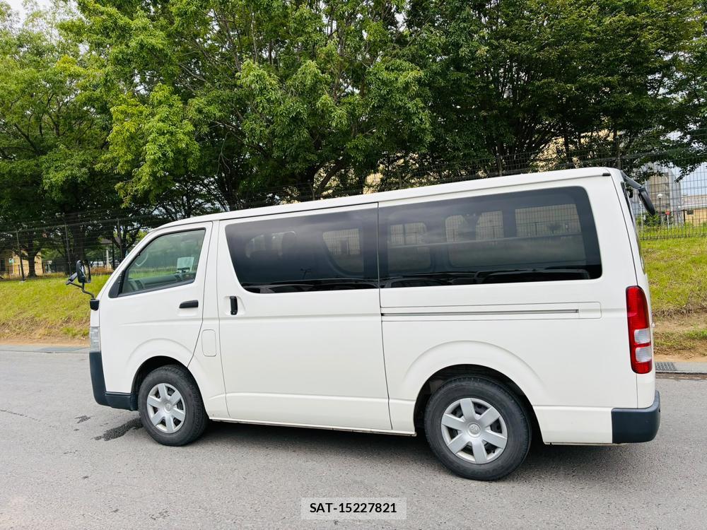 Toyota REGIUSACE VAN 2020-06 8169413-1