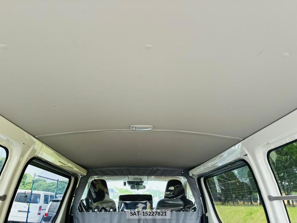Toyota REGIUSACE VAN 2020-06 8169413-24