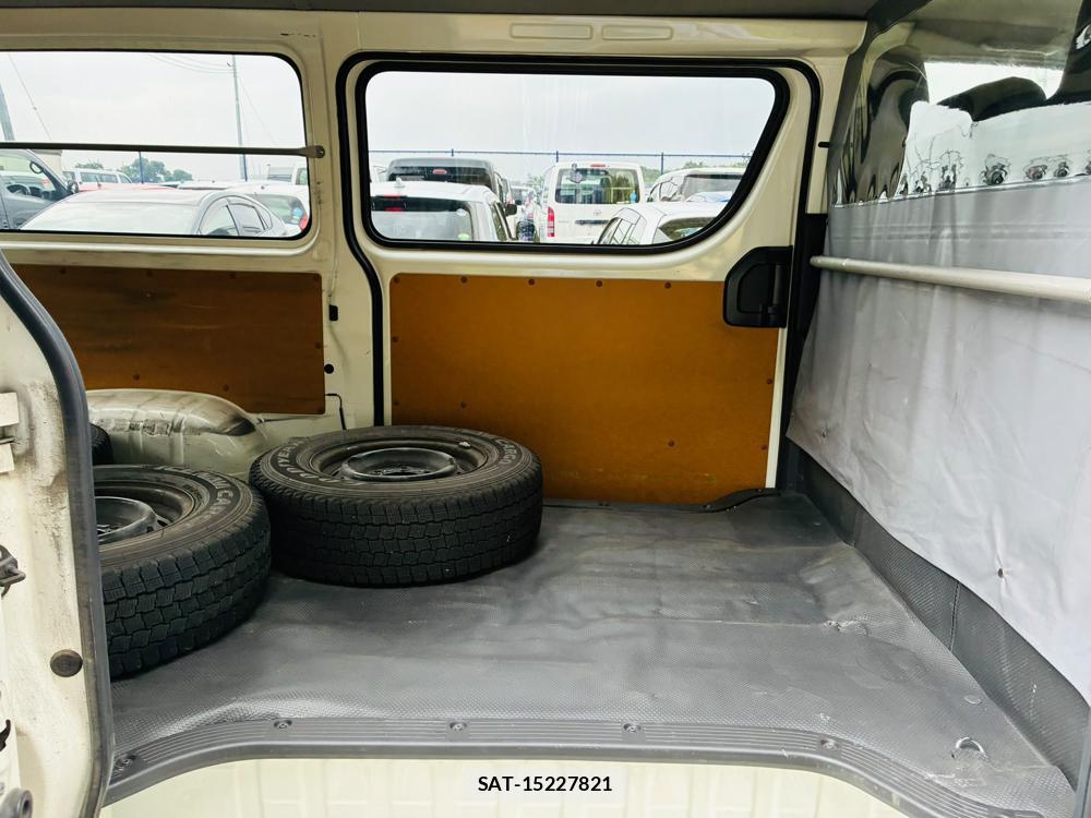 Toyota REGIUSACE VAN 2020-06 8169413-8