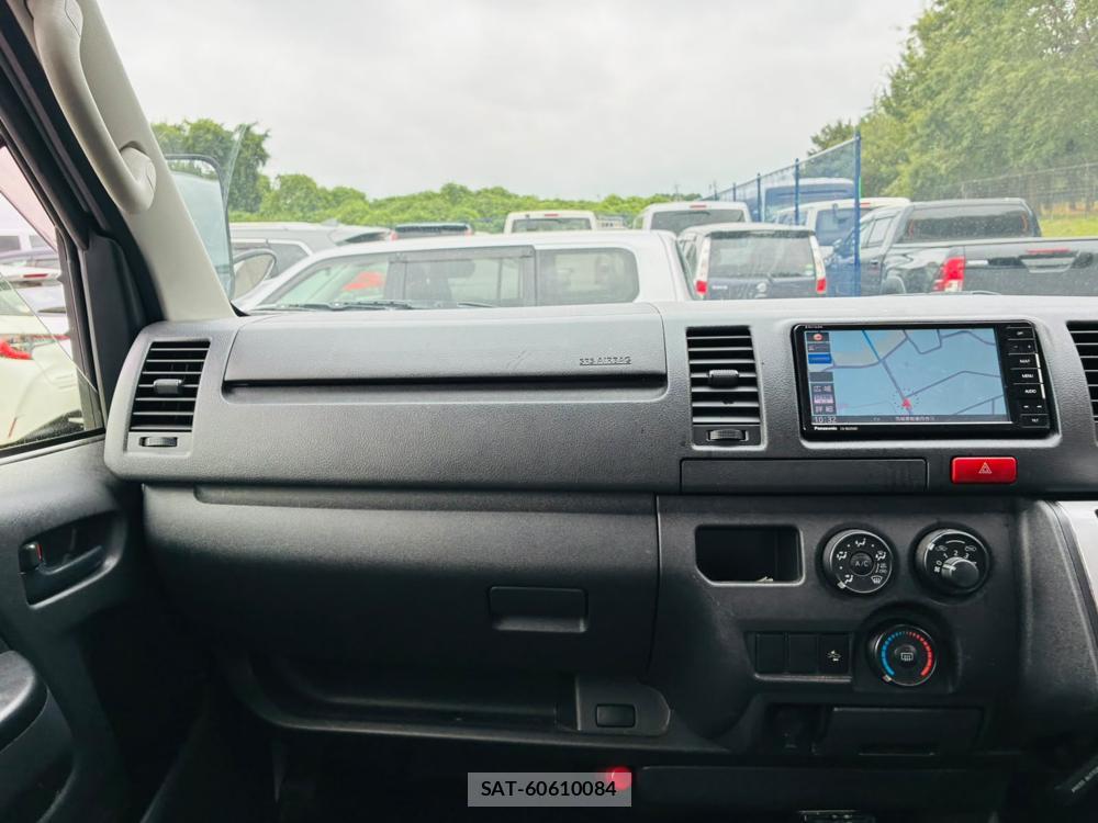 Toyota REGIUSACE VAN 2019-10 8144174-17