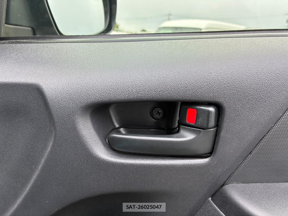 Toyota REGIUSACE VAN 2019-08 8313432-20