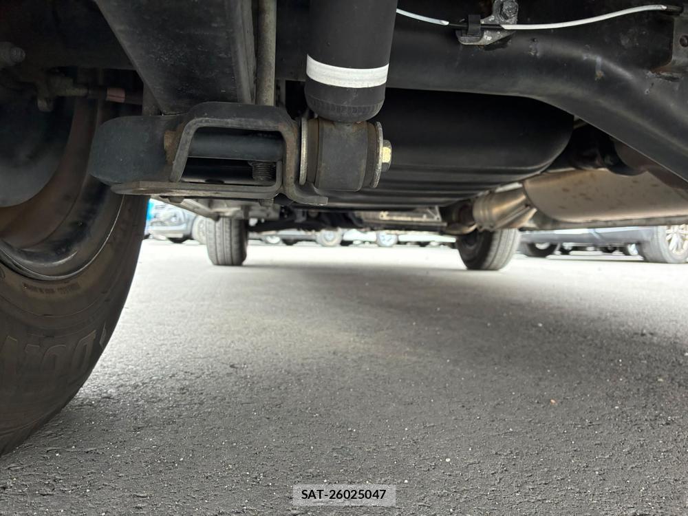 Toyota REGIUSACE VAN 2019-08 8313432-33