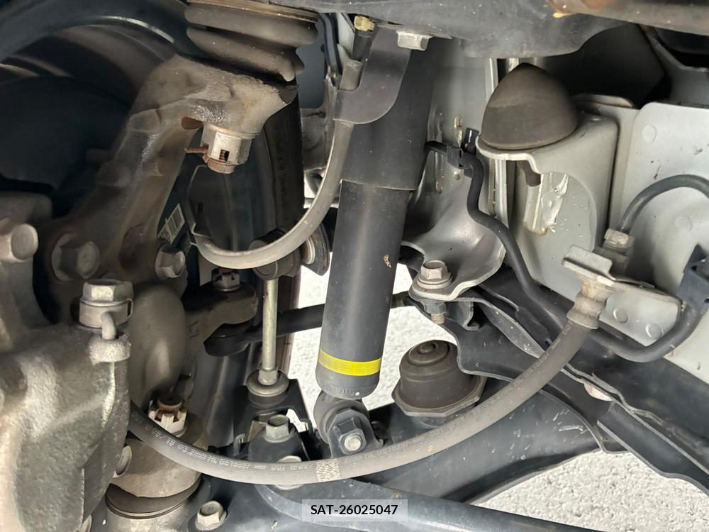 Toyota REGIUSACE VAN 2019-08 8313432-34