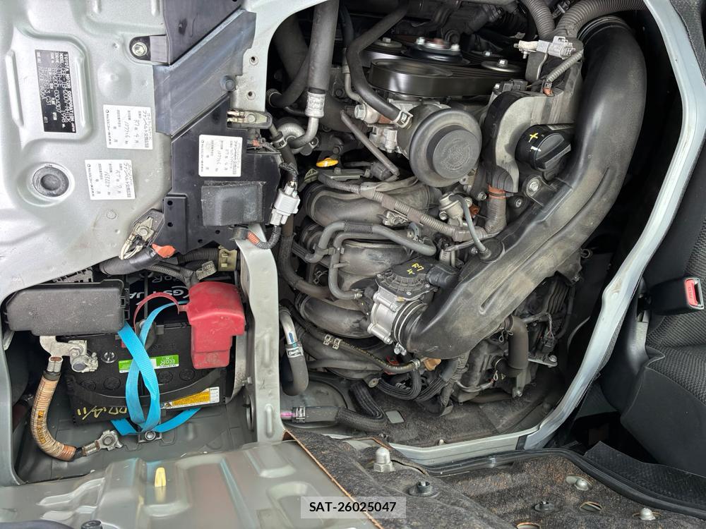 Toyota REGIUSACE VAN 2019-08 8313432-38