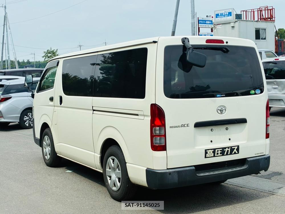 Toyota REGIUSACE VAN 2019-10 8468816-2