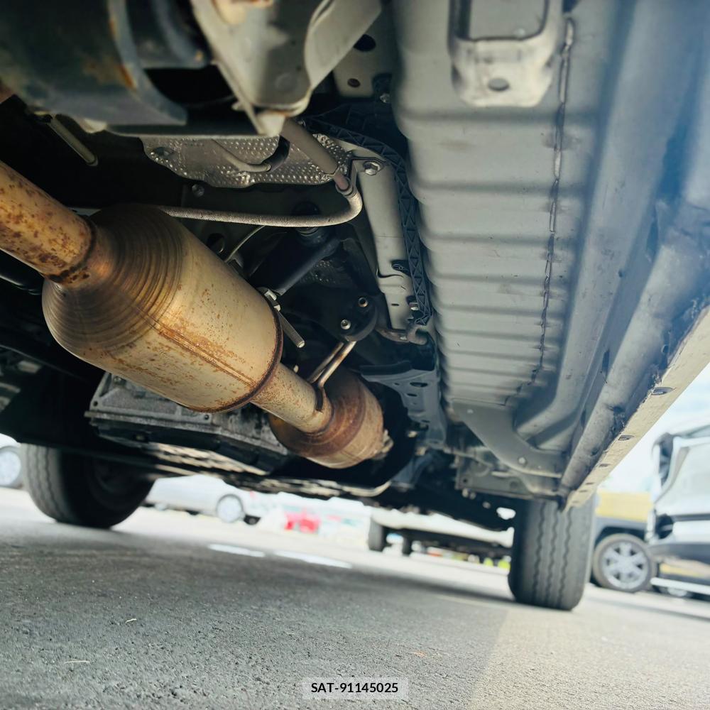 Toyota REGIUSACE VAN 2019-10 8468816-32