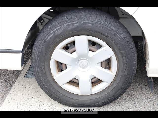 Toyota REGIUSACE VAN 2013-07 8458306-12
