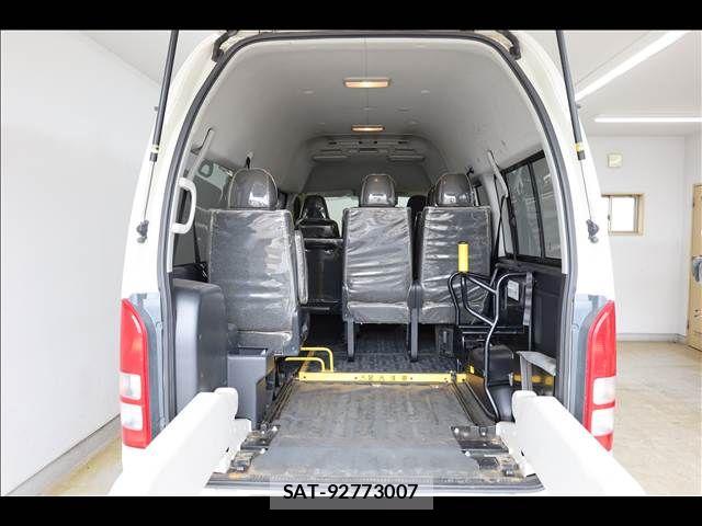 Toyota REGIUSACE VAN 2013-07 8458306-19