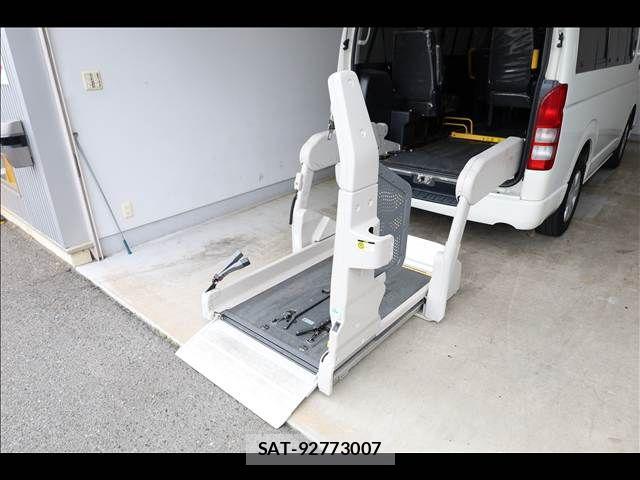 Toyota REGIUSACE VAN 2013-07 8458306-3