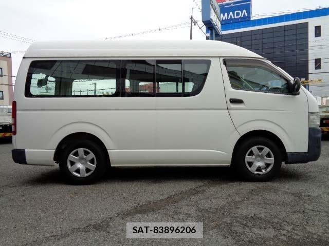 Toyota REGIUSACE VAN 2010-02 3935639-10