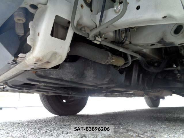 Toyota REGIUSACE VAN 2010-02 3935639-11