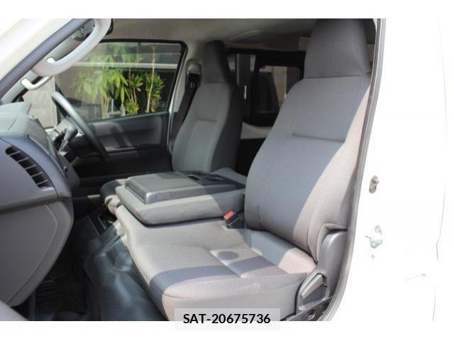 Toyota REGIUSACE VAN 2019-02 5876886-18