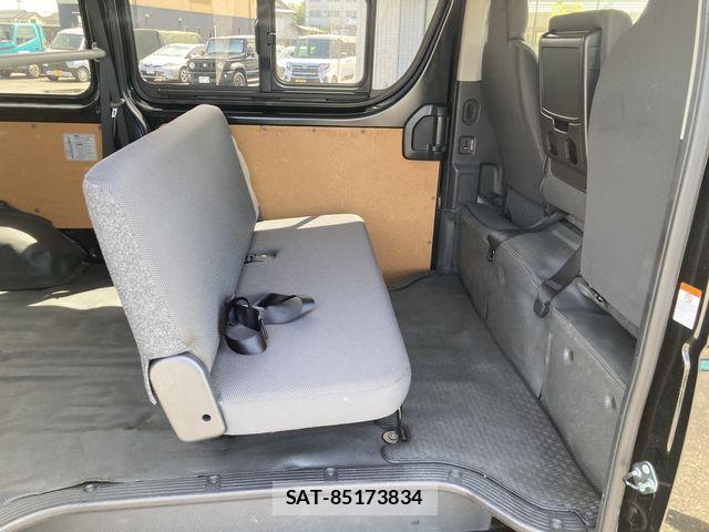 Toyota REGIUSACE VAN 2019-01 6816880-9