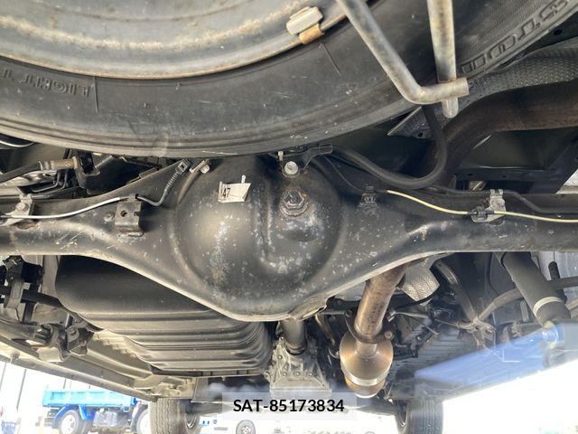 Toyota REGIUSACE VAN 2019-01 6816880-19