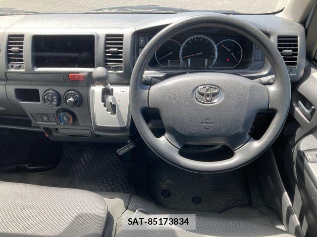 Toyota REGIUSACE VAN 2019-01 6816880-8
