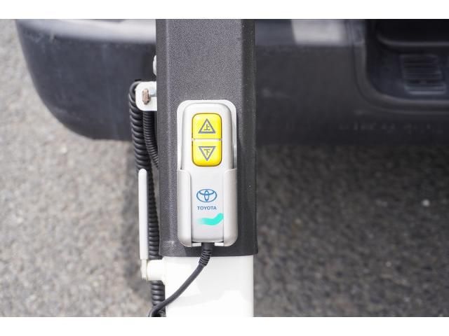 Toyota REGIUSACE VAN 2019-09 8060619-19