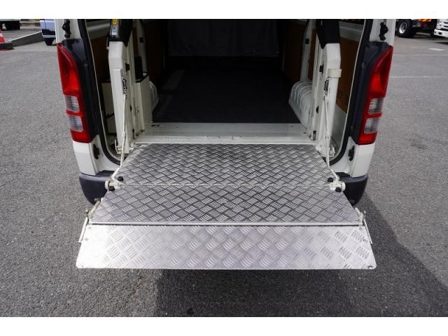 Toyota REGIUSACE VAN 2019-09 8060619-21