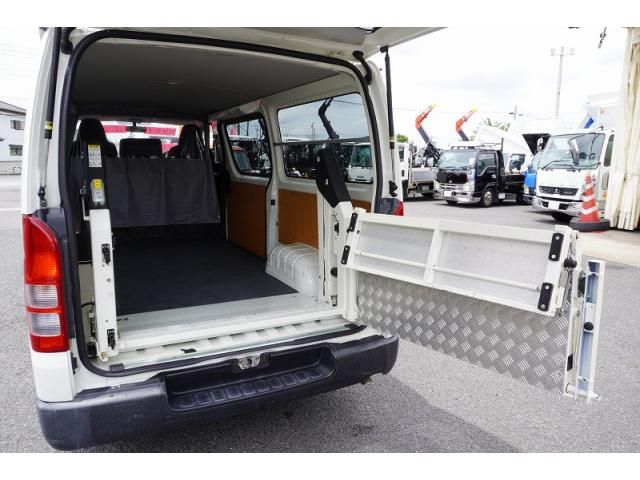 Toyota REGIUSACE VAN 2019-09 8060619-22