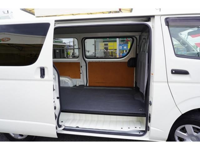 Toyota REGIUSACE VAN 2019-09 8060619-25