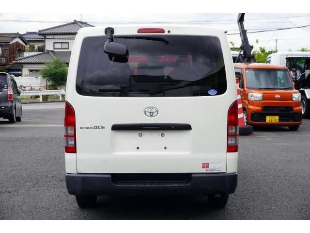 Toyota REGIUSACE VAN 2019-09 8060619-3