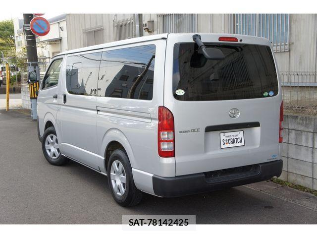 Toyota REGIUSACE VAN 2017-01 533899-2
