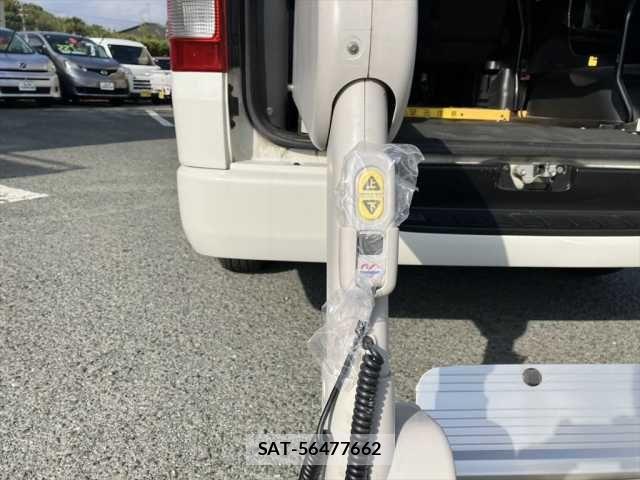 Toyota REGIUSACE VAN 2012-09 924177-3