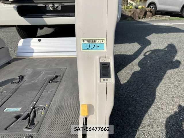 Toyota REGIUSACE VAN 2012-09 924177-4