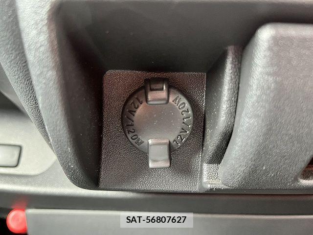 Toyota REGIUSACE VAN 2018-11 4600518-11