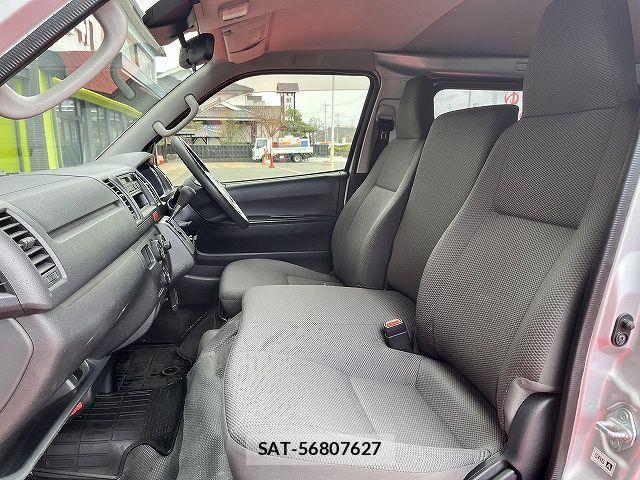 Toyota REGIUSACE VAN 2018-11 4600518-18