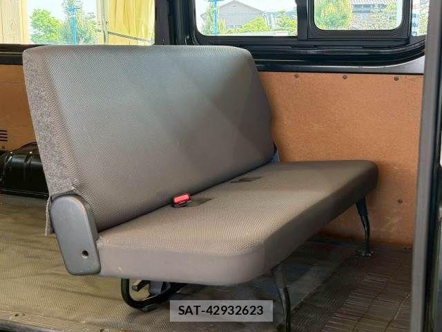 Toyota REGIUSACE VAN 2016-07 7359577-10