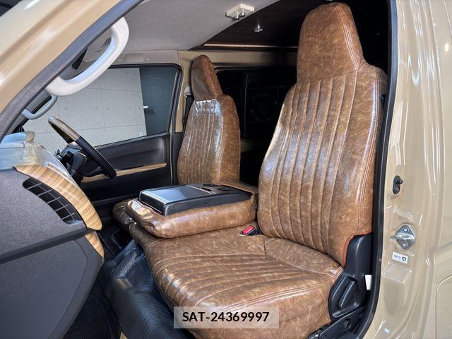 Toyota REGIUSACE VAN 2016-04 7457275-14